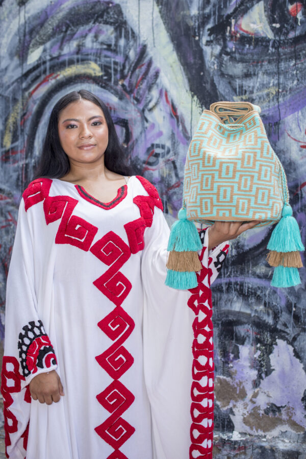 Mochila Caqui con agua marina